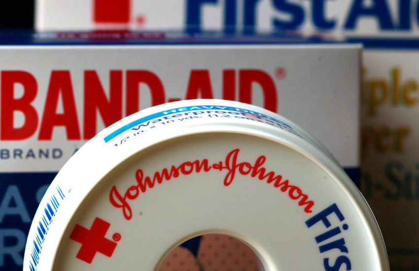  Johnson & Johnson Will Break Itself Up Into Two Companies – The New York Times