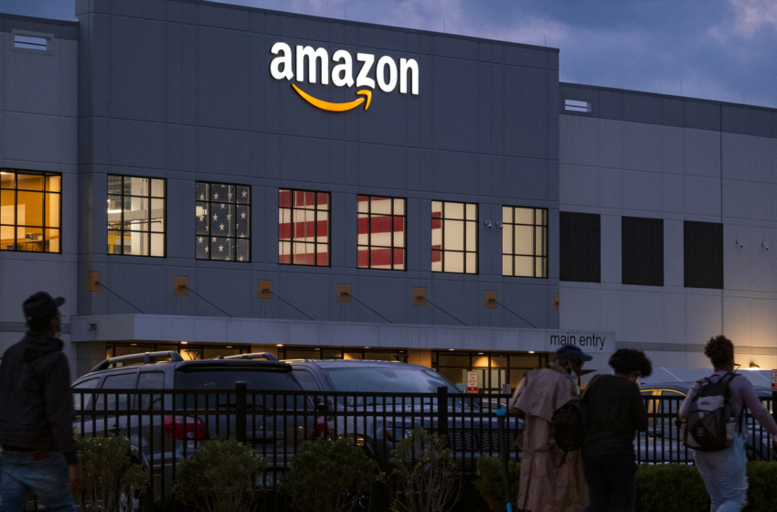  Amazon workers in New York withdraw petition to unionize – NPR