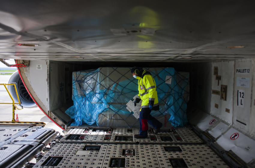  The freighter markets are on fire right now. Thats where we see real growth, Boeing exec says – CNBC