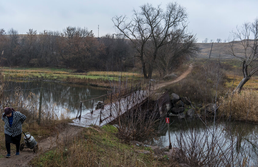  How a Dispute Over Groceries Led to Artillery Strikes in Ukraine – The New York Times