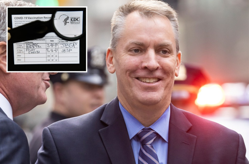  Shea says hes aware of zero instances of fake vaccine cards involving cops – New York Post