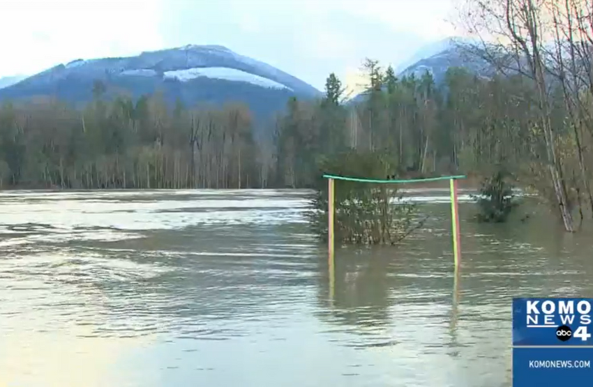  Many homes near Skagit River left underwater after heavy rainfall – KOMO News