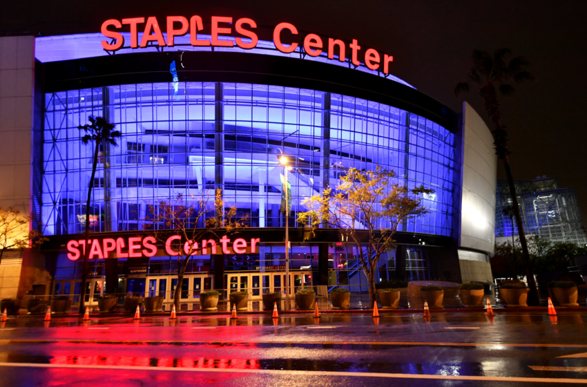  Crypto.com coin rallies after the company buys the naming rights to the Staples Center – CNBC