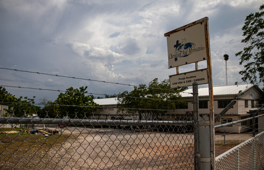  Two of 17 Kidnapped Missionaries in Haiti Are Freed, Group Says – The New York Times