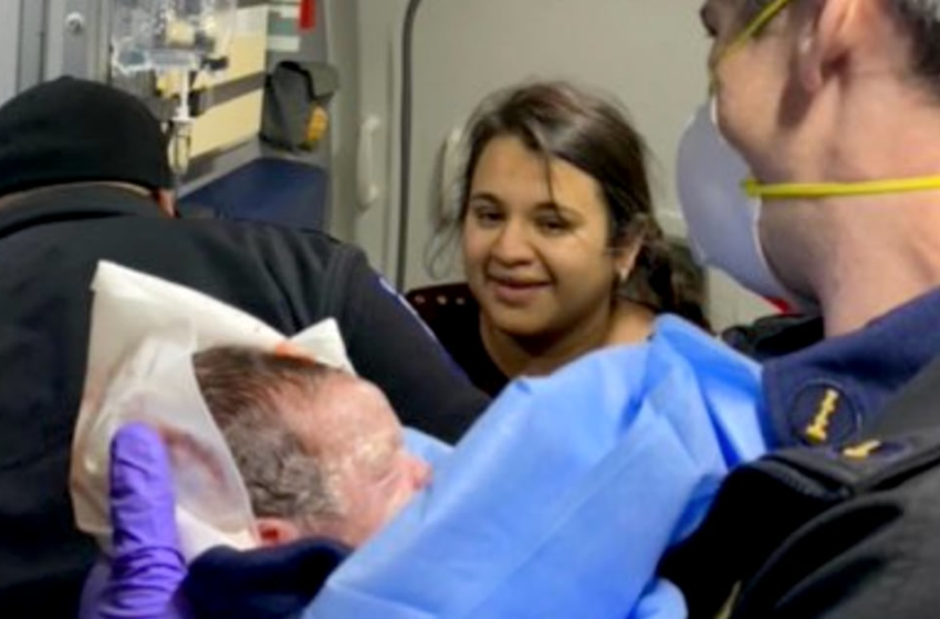  Mother who gave birth on a plane thanks first responders who delivered baby – NBC News