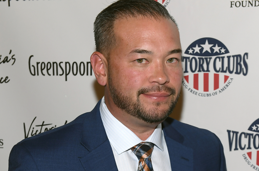  Jon Gosselin hospitalized after getting bitten by venomous spider while sleeping – Fox News