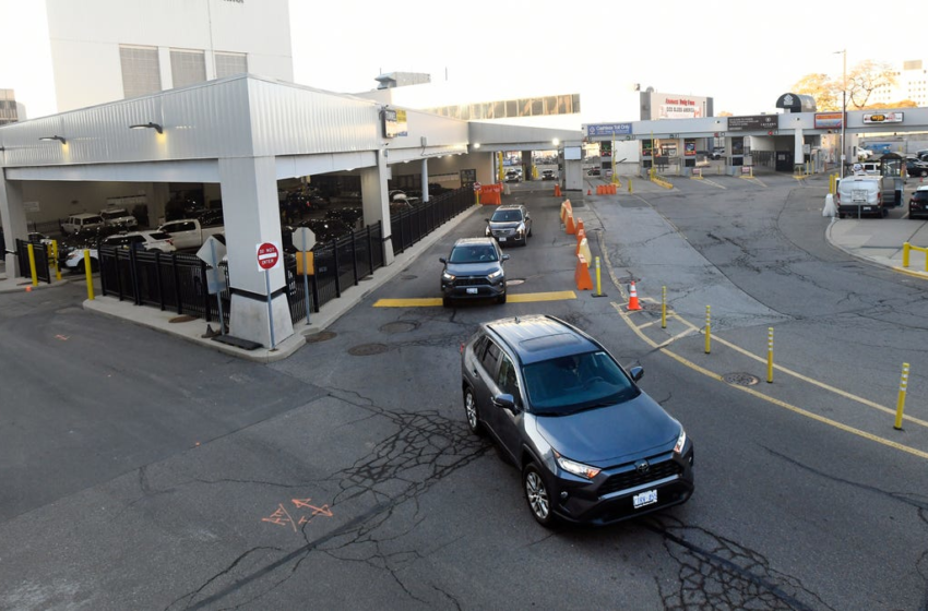  Border reopening brings Canadian travelers, but barrier discourages visitors – The Detroit News