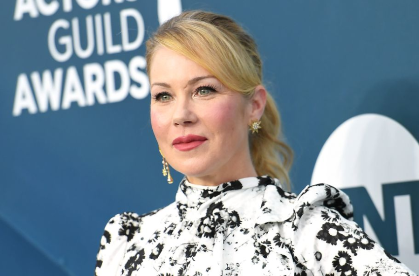  Christina Applegate on “hard” birthday after MS diagnosis – digitalspy.com