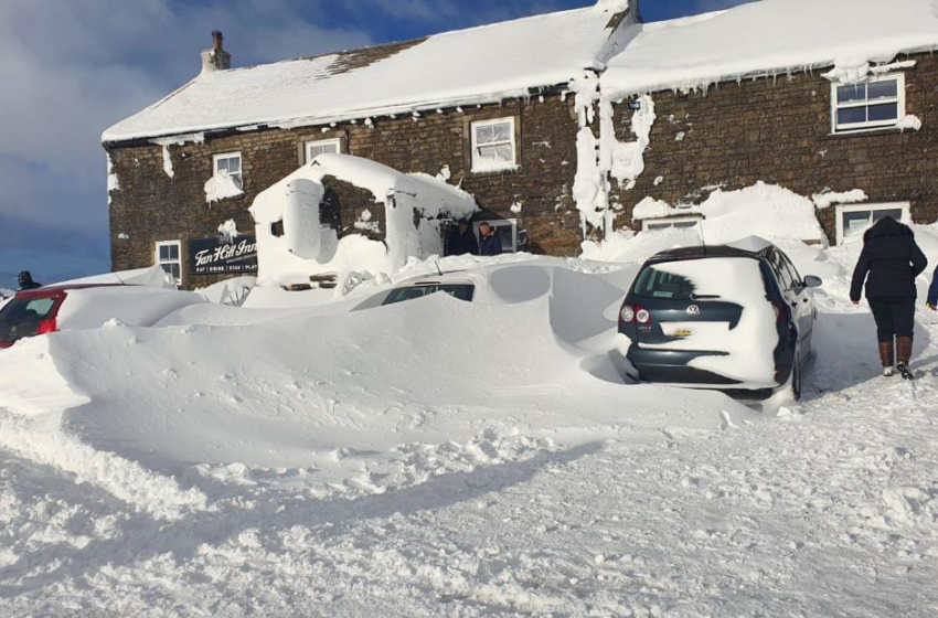  Pub-goers snowed in for three days at UKs highest inn – CNN