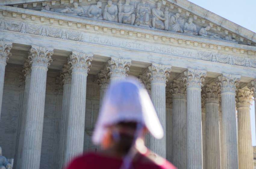  Supreme Court: How the Court can overrule Roe v. Wade without overruling Roe v. Wade – Vox