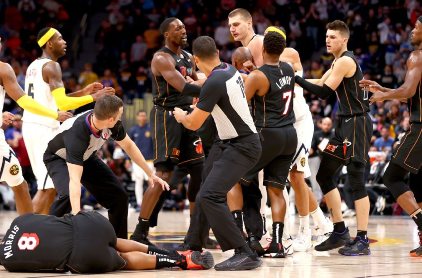  Nikola Jokic ejected after shoving Markieff Morris in retaliation to hard foul – ESPN