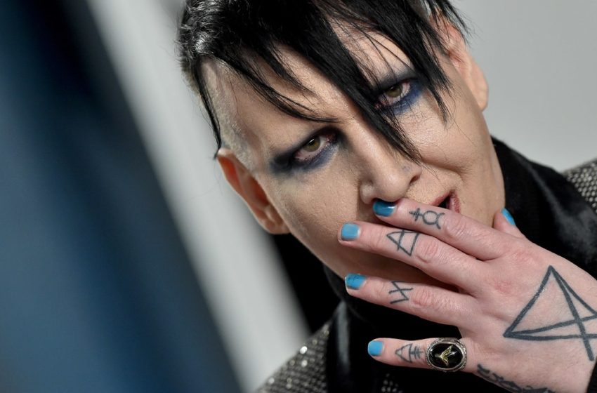  Marilyn Manson’s Home Raided By LA County Sheriff – Pitchfork