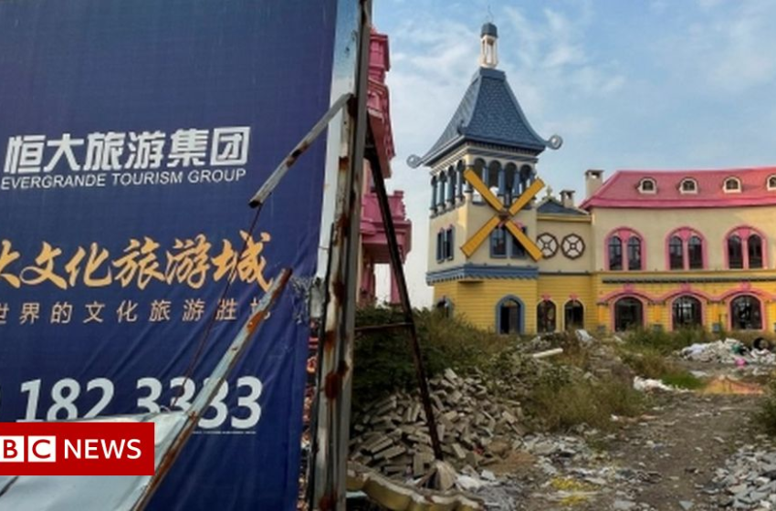  Evergrande: Crisis-hit developer raises more cash as new deadline looms – BBC News