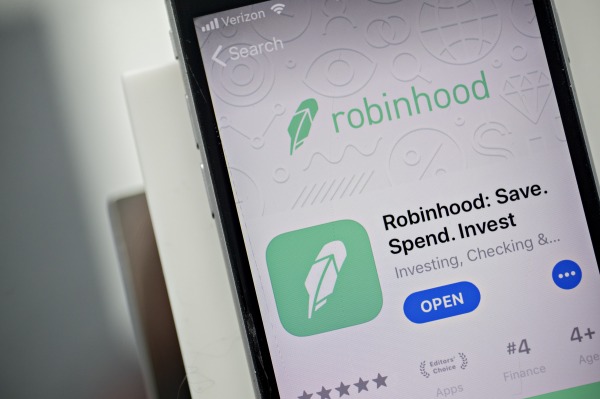  Robinhood says millions of customer names and email addresses taken in data breach – TechCrunch