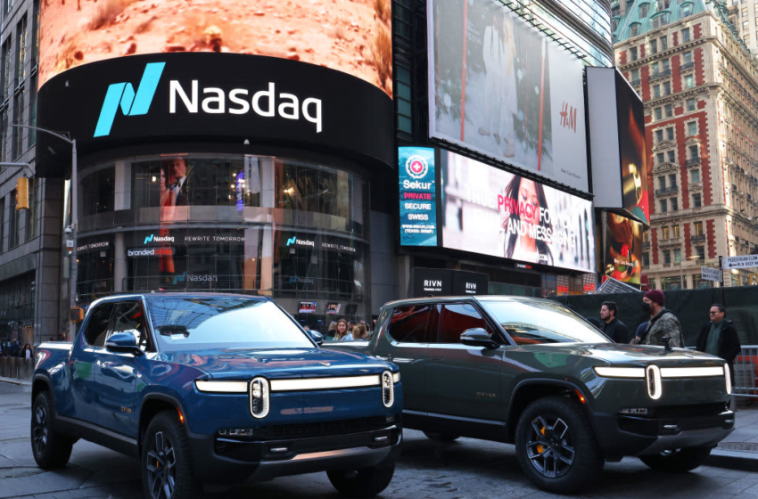  Rivian customers who pre-ordered electric SUVs and trucks made millions from IPO pop – CNBC