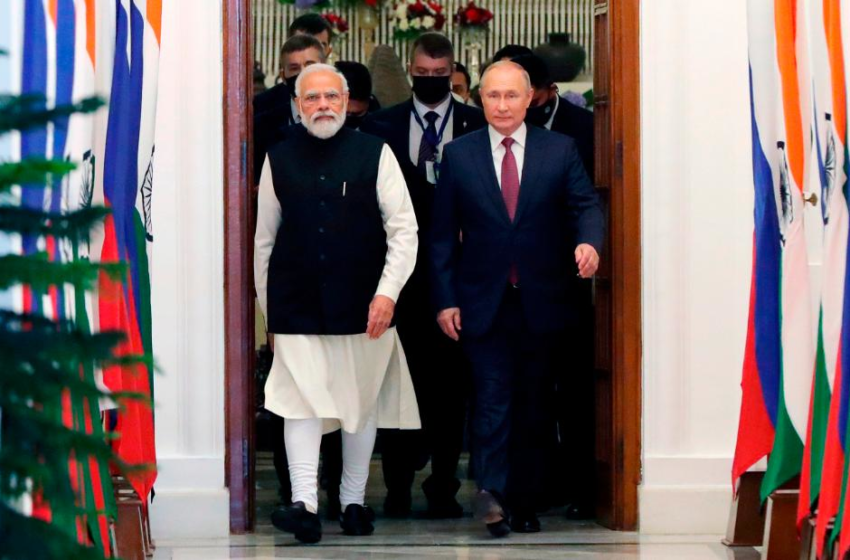  India signs trade and arms deals with Russia during Putins visit to New Delhi – CNN