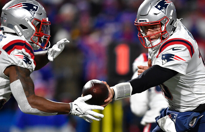  Patriots Complete Only Two Passes in Win Over Bills – The New York Times