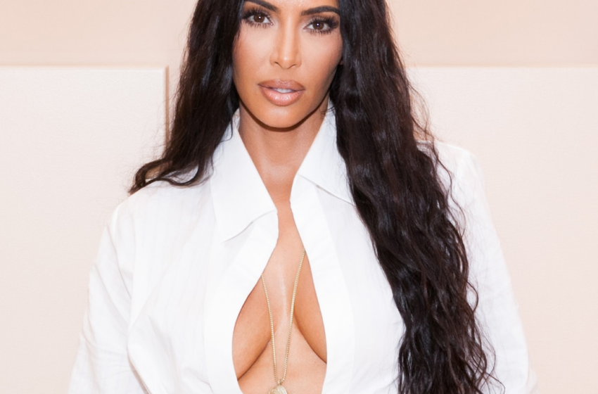  Kim Kardashian Files to Be Legally Single and Drop “West” Last Name – E! NEWS