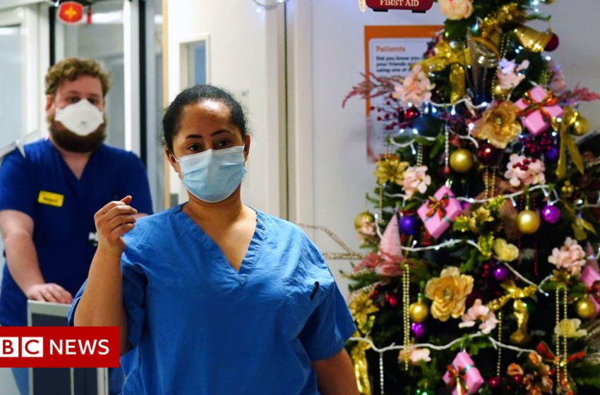  Covid: Glimmer of Christmas hope on Omicron, says Jenny Harries – BBC News