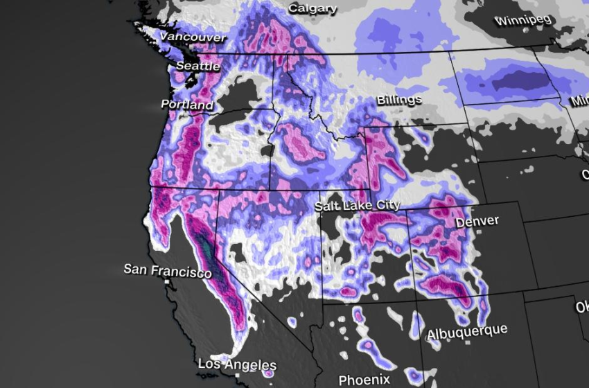  Winter weather across the northern US could mean hazardous holiday travel, while record-breaking springlike temperatures warm the south – CNN