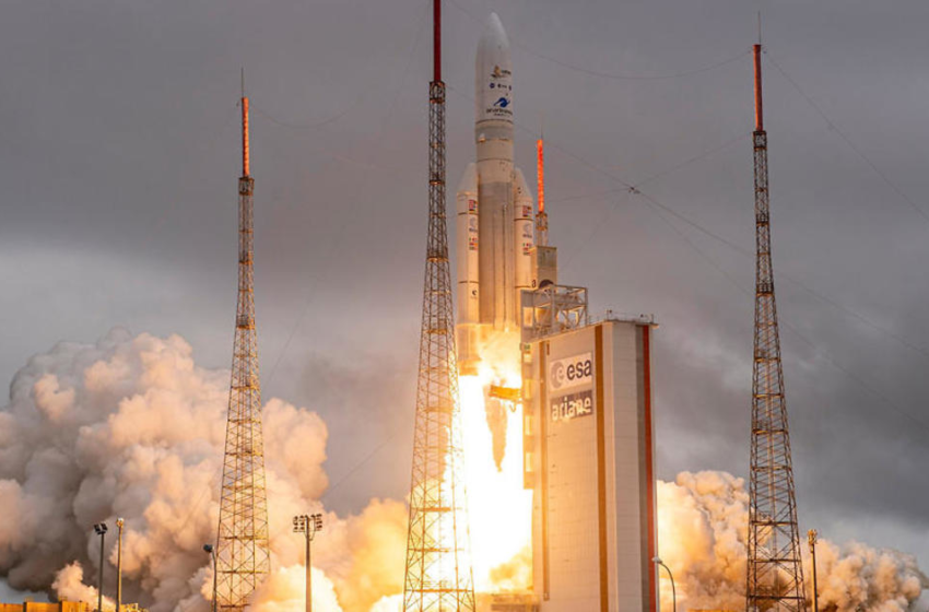  NASA launches $10 billion James Webb Space Telescope to explore earliest stars and galaxies – CBS News