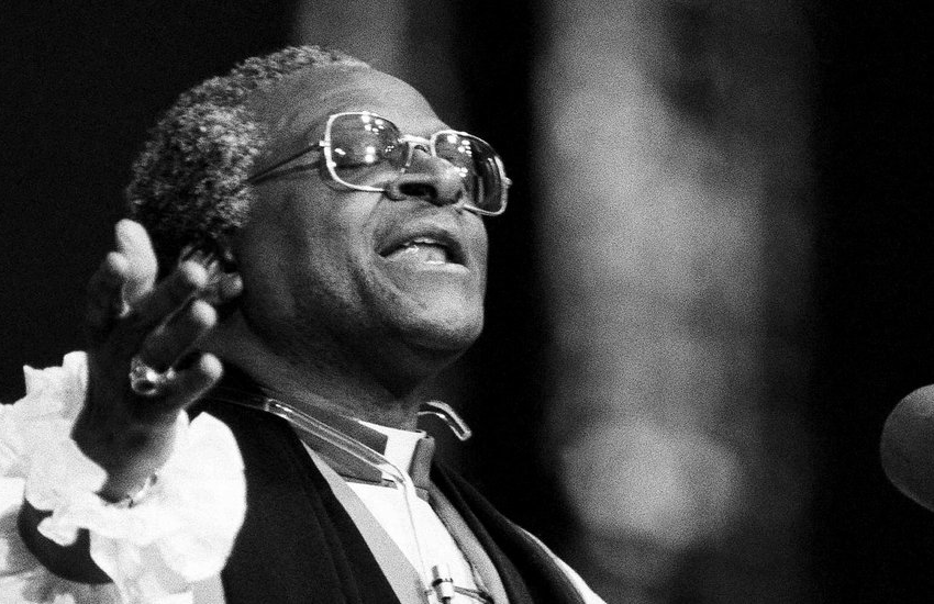  Desmond Tutu, Whose Voice Helped Slay Apartheid, Dies at 90 – The New York Times