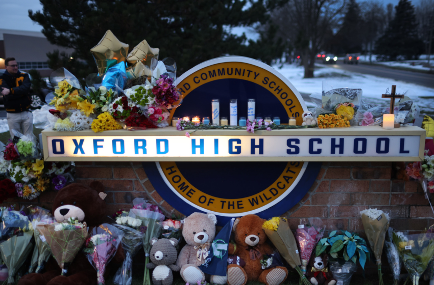  Oxford High School shooting: Prosecutors consider charging the suspects parents – NPR