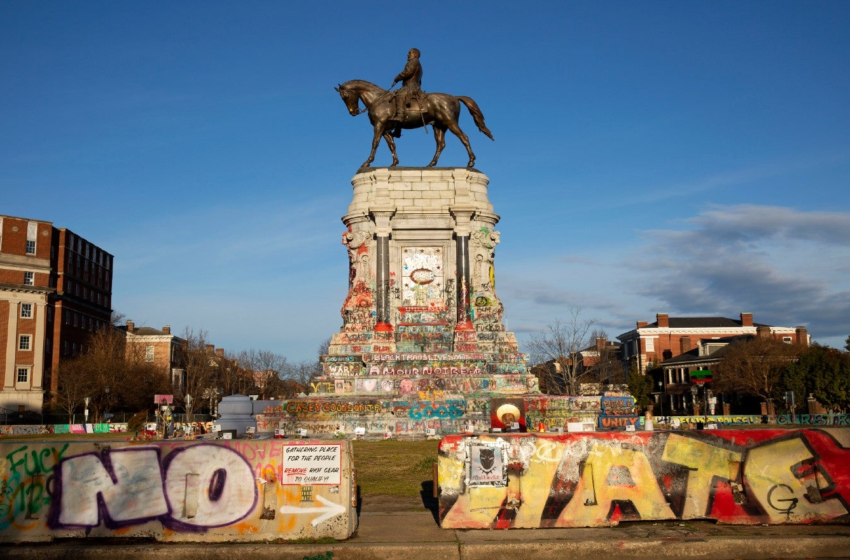  Crews find second time capsule in Virginia Robert E. Lee statue pedestal | TheHill – The Hill