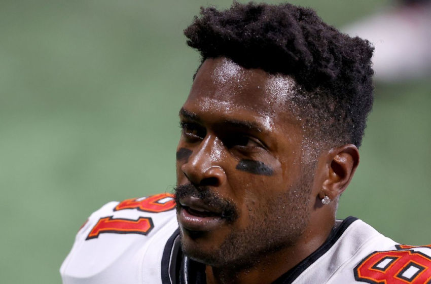  Tampa Bay Buccaneers WR Antonio Brown suspended 3 games for COVID-19 violation – ESPN