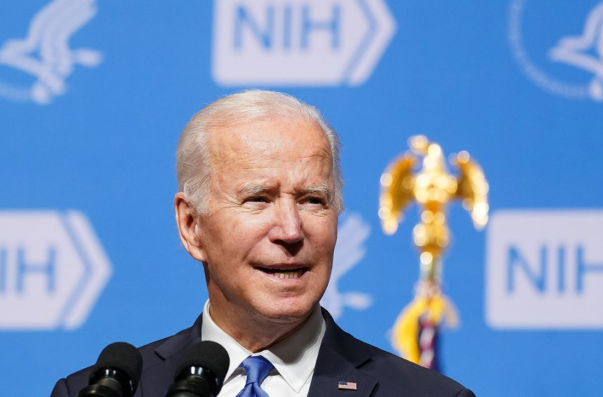  To fight Omicron, Biden sets new travel rules and adds free COVID tests – Reuters