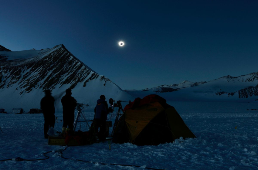  The only total solar eclipse of 2021 in pictures: Amazing photos from Antarctica – Space.com