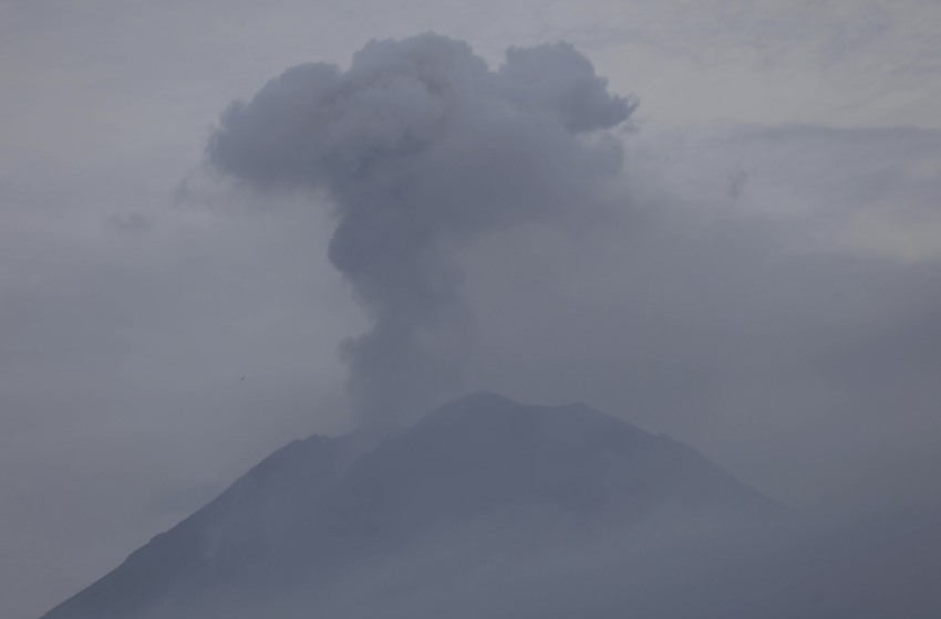  At least 13 people are dead after volcano erupts on the Indonesian island of Java – NPR