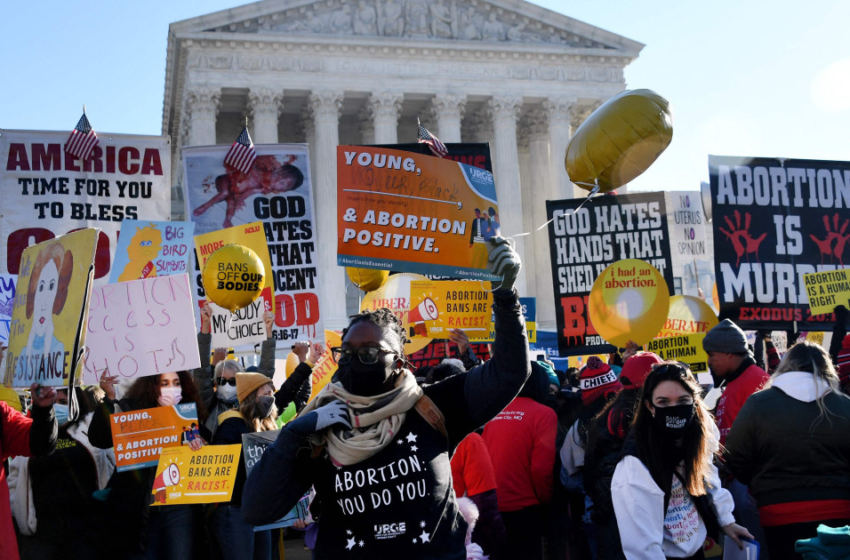  Supreme Court hears abortion arguments in Mississippi case challenging Roe v. Wade – NBC News