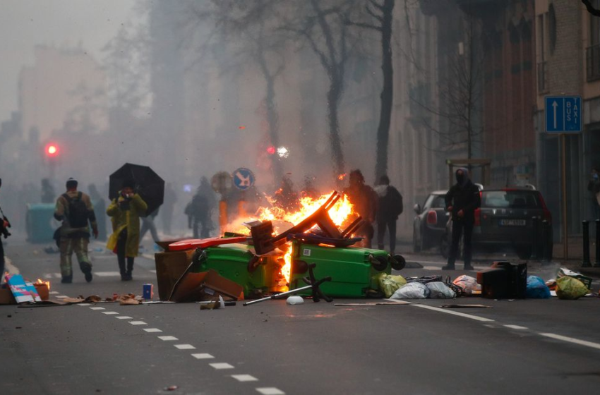  Protest against coronavirus restrictions turns violent in Brussels – Reuters