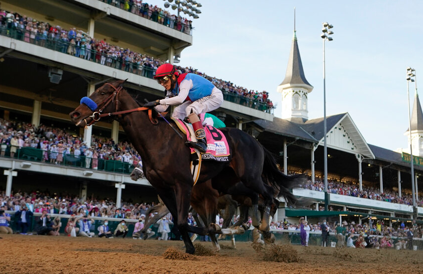  Medina Spirit, an Embattled Kentucky Derby Winner, Dies During a Workout – The New York Times