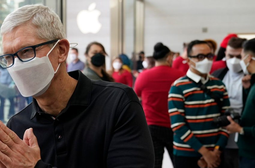  Apple CEO Tim Cook Received Nearly $100 Million in Compensation in 2021 – The Wall Street Journal