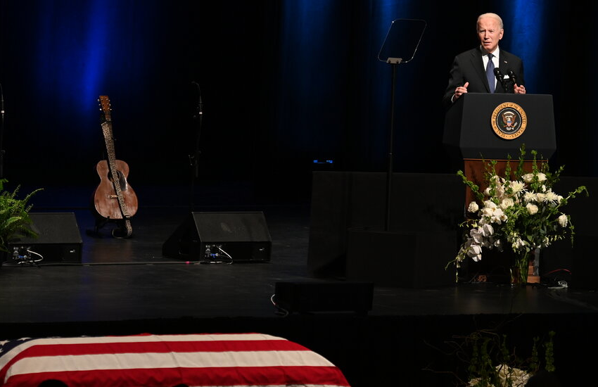  Harry Reid’s Memorial Draws Tributes From Biden and Obama – The New York Times