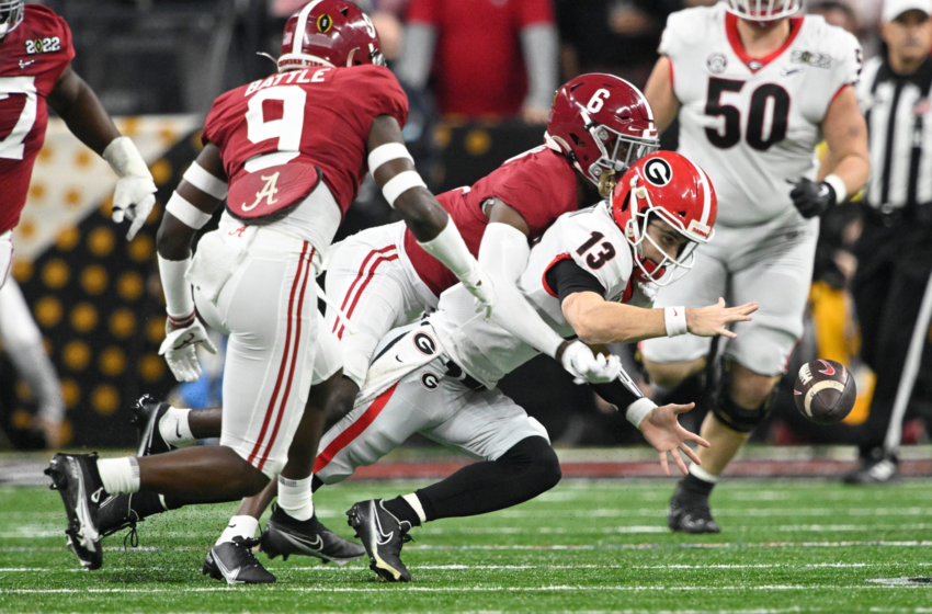  Live updates: Georgia grabs lead on Alabama in fourth quarter of College Football Playoff title game – USA TODAY