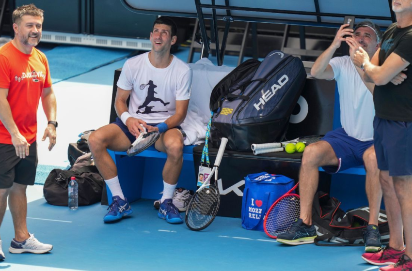  Novak Djokovic holds practice session while prime ministers of Australia and Serbia speak on phone about his disputed visa – ESPN