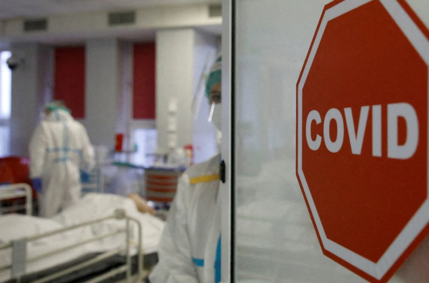  Too soon to treat COVID-19 like flu as Omicron spreads – WHO – Reuters