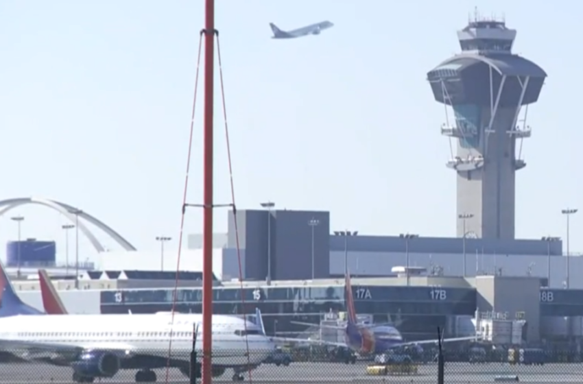  Some U.S. flights on West Coast grounded amid North Koreas missile launch – CBS News