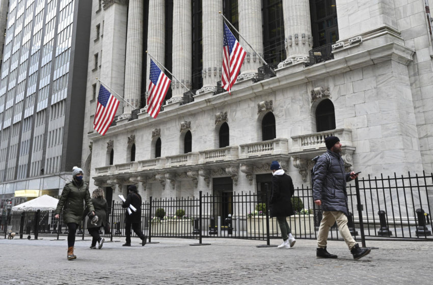  Stock market news live updates: Stocks rise as investors eye inflation data, showing biggest jump since 1982 – Yahoo Finance