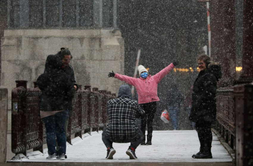  Two inches of snow at both airports recorded as storm grips Chicago area, weather officials say – Chicago Tribune