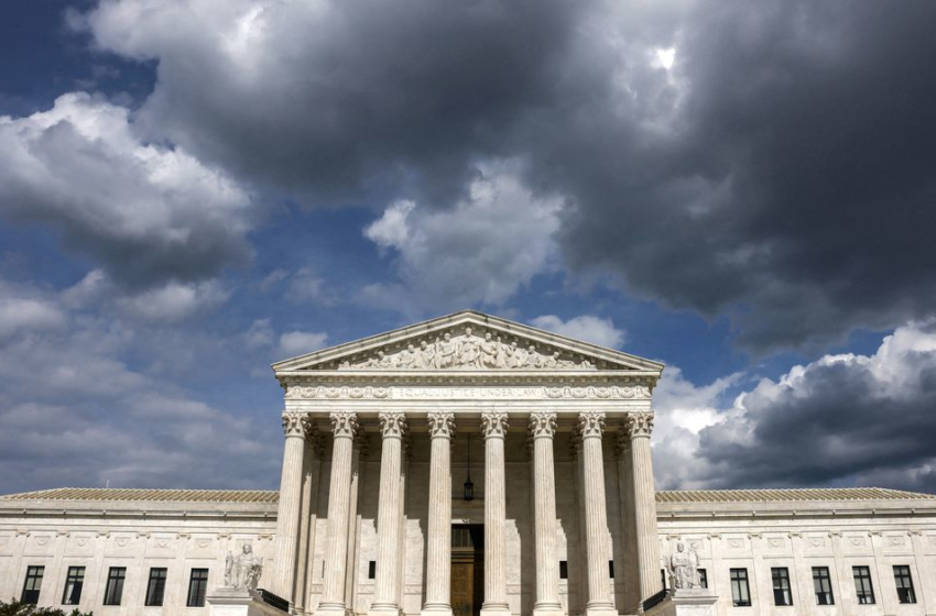  U.S. Supreme Court blocks Biden vaccine-or-test policy for large businesses – Reuters