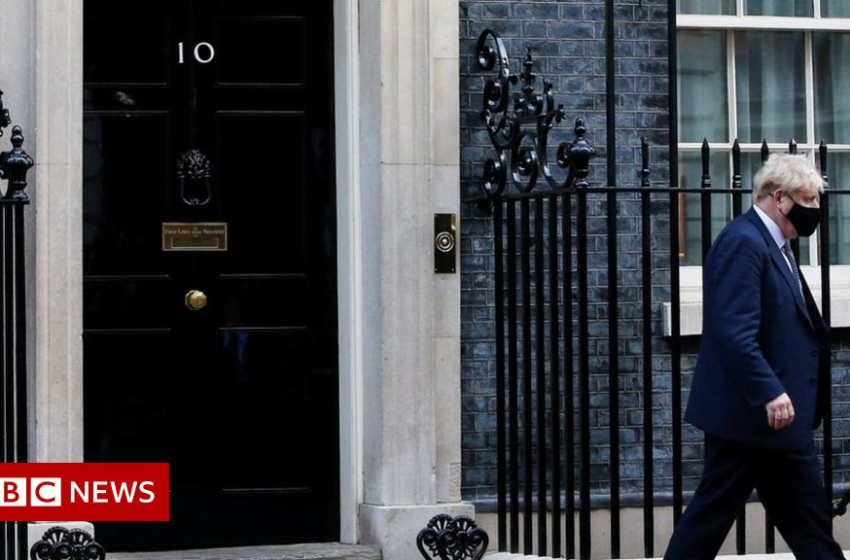  Boris Johnsons staff accused of more rule-breaking parties inside No 10 – BBC News