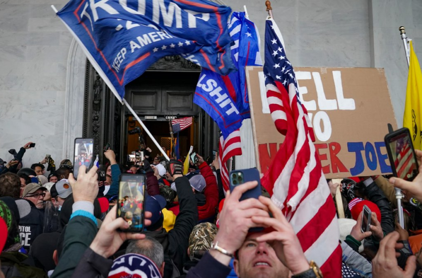  Two North Texas ‘Oath Keepers Charged With Seditious Conspiracy in Jan. 6 Attack – NBC 5 Dallas-Fort Worth