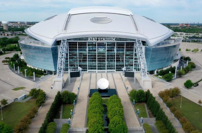  Cowboys vs. 49ers: AT&T Stadium design plays role with sun, Jumbotron affecting multiple plays – CBSSports.com