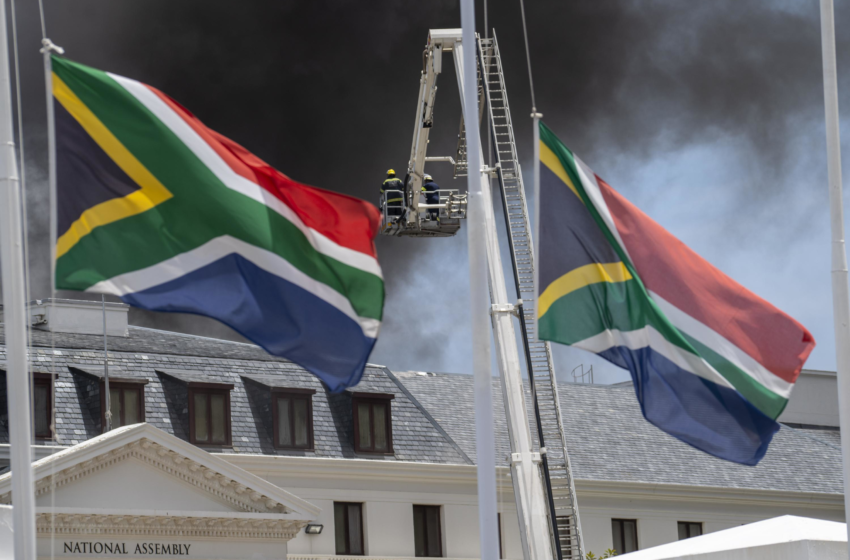  Fire ravages South Africas historic Parliament complex – Associated Press