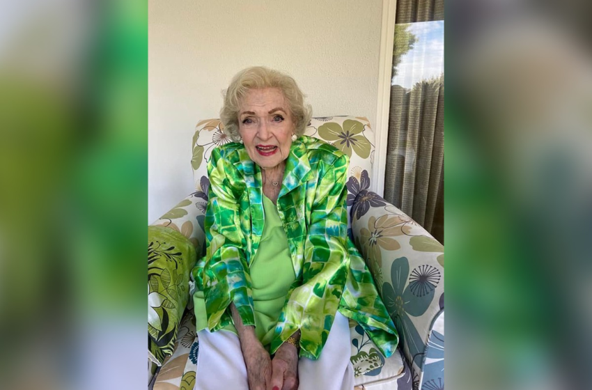  Betty Whites assistant shares one of the last pics of her on 100th birthday – Page Six