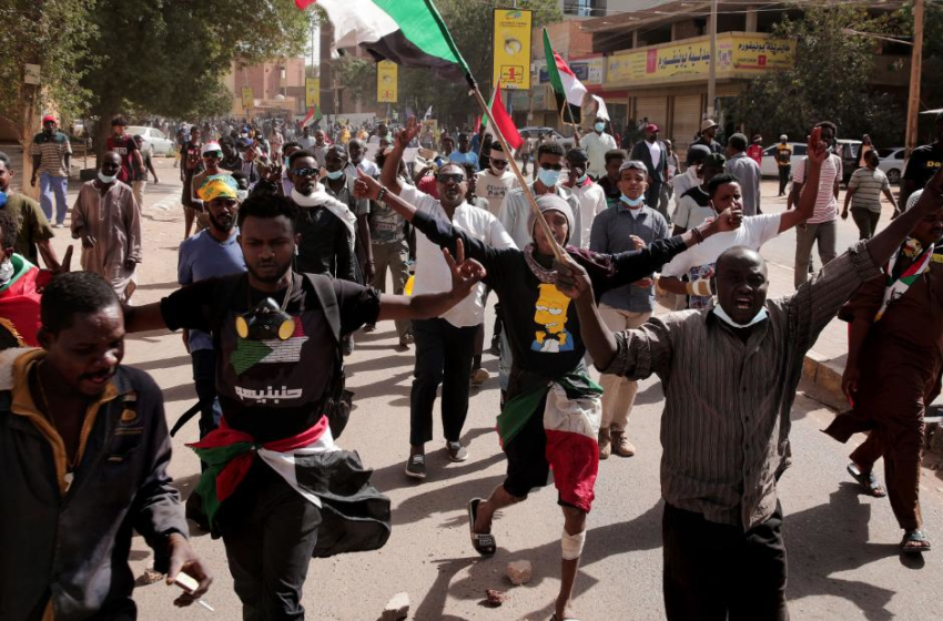  Sudanese forces kill at least seven during anti-coup protests, medics say – CNN